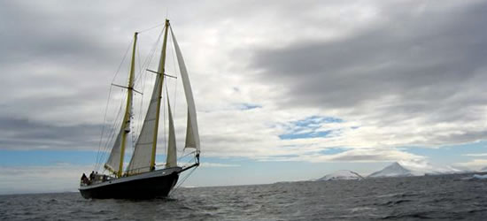 Expedition Yacht Valhalla