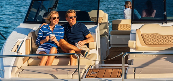 Aquila 36 Power Cat
