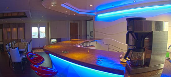 M/Y Honors Legacy