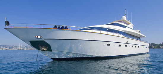 M/Y Indulgence of Pool