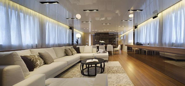 Luxury Motor Yacht Indigo