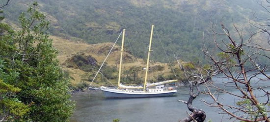 Expedition Yacht Valhalla