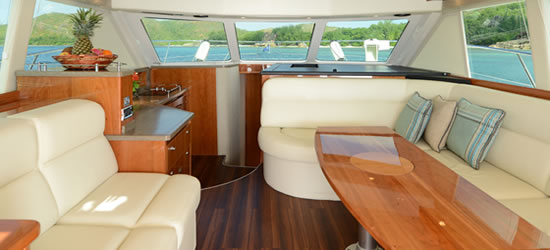 Riviera 43