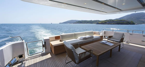Luxury Motor Yacht Indigo