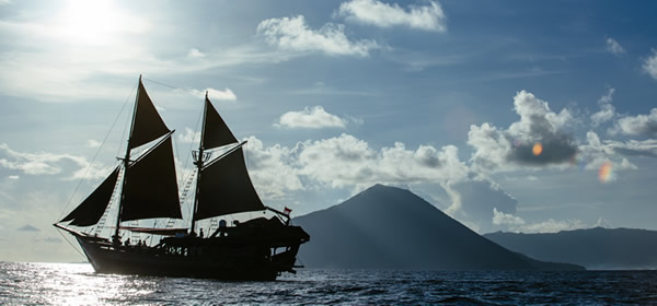 Schooner Manta Mae