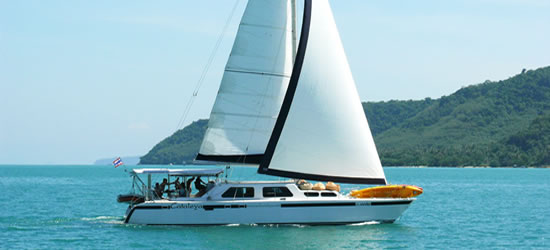 Catamaran Cataleya