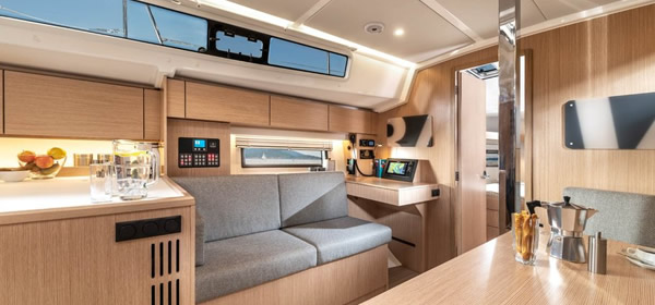 Bavaria C42