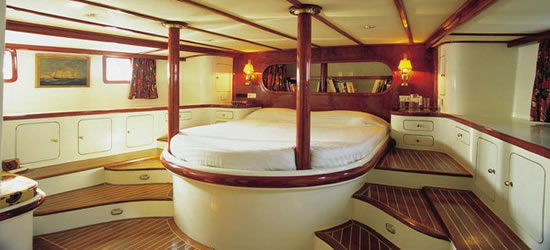 M/s Almyra