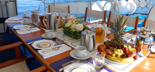M/Y Play Fellow