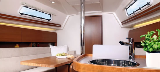 Hanse 325