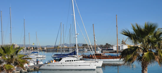 Lagoon 570