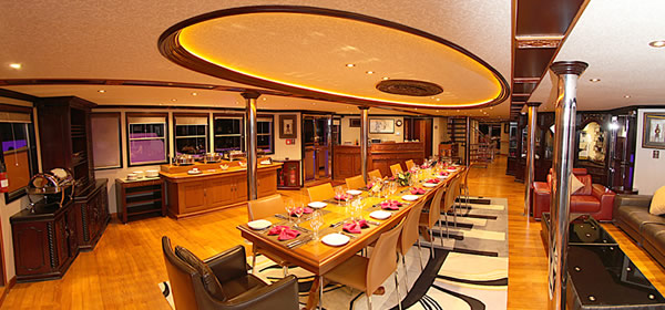 M/Y Dhaainkan'baa