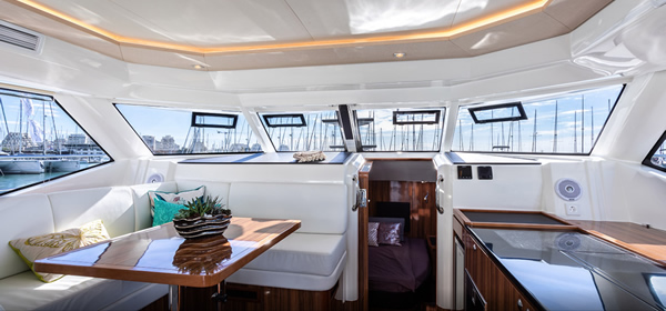 Aquila 44