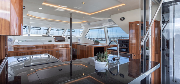 Aquila 44