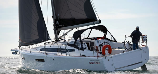 Sun Odyssey 380