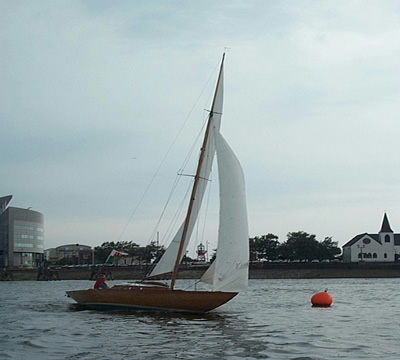 24ft Classic Sail