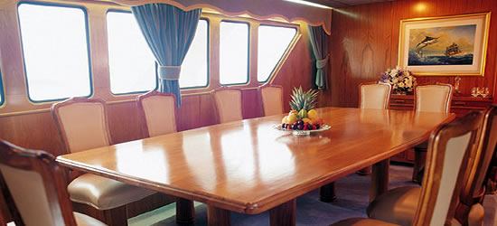 Mv Mustique