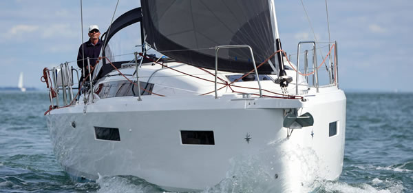 Sun Odyssey 380