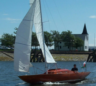 24ft Classic Sail