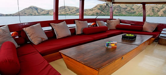 S/Y Seven Seas