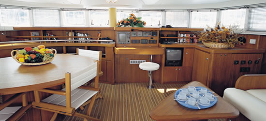 Lagoon 570