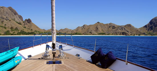 Luxury Sailing Yacht Asia