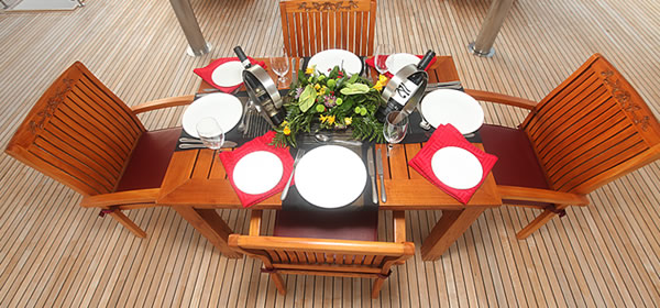 M/Y Dhaainkan'baa