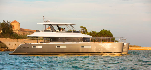 Lagoon 630 Power Cat