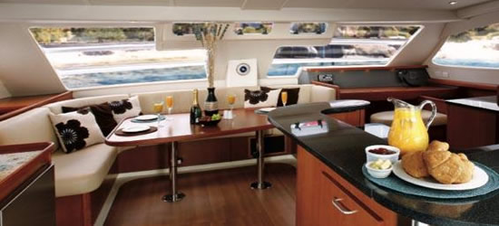 Leopard 47 Power Cat