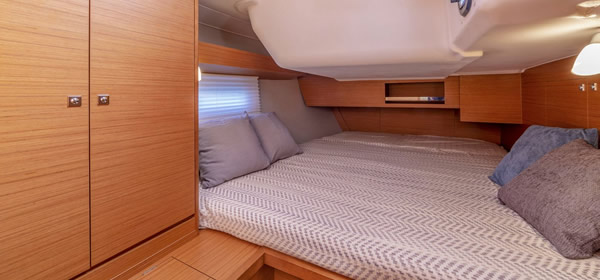 Dufour 430