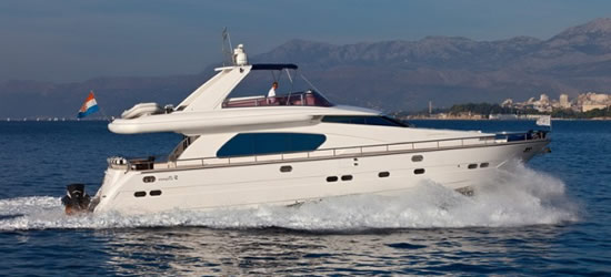 M/Y Elegance 68