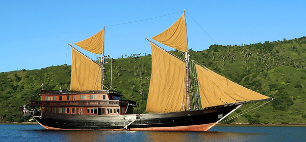 S/Y Alila Purnama