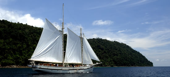 Raja Laut Schooner
