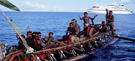 Indigeni festanti alle Trobriand Islands